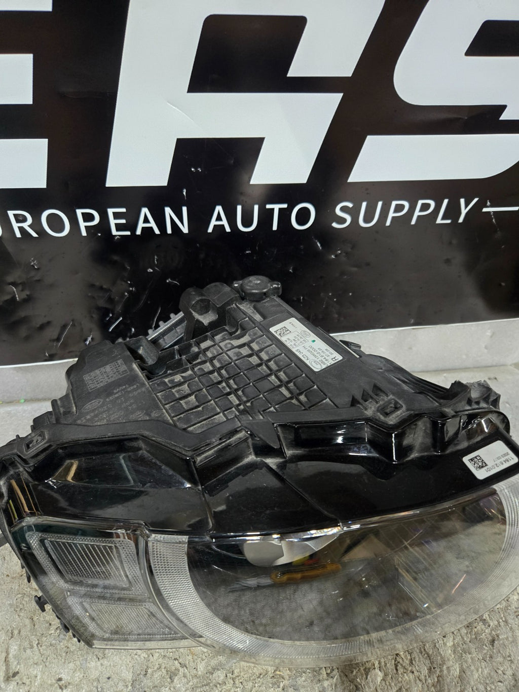 2020 2021 2022 2023 LAND ROVER DEFENDER RIGHT RH LED HEADLIGHT OEM L8B213W029FH