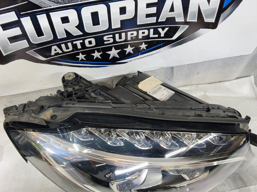 2017-2018 MERCEDES C43 AMG A205 RIGHT ADAPTIVE HEADLIGHT LED LAMP OEM 2059063604