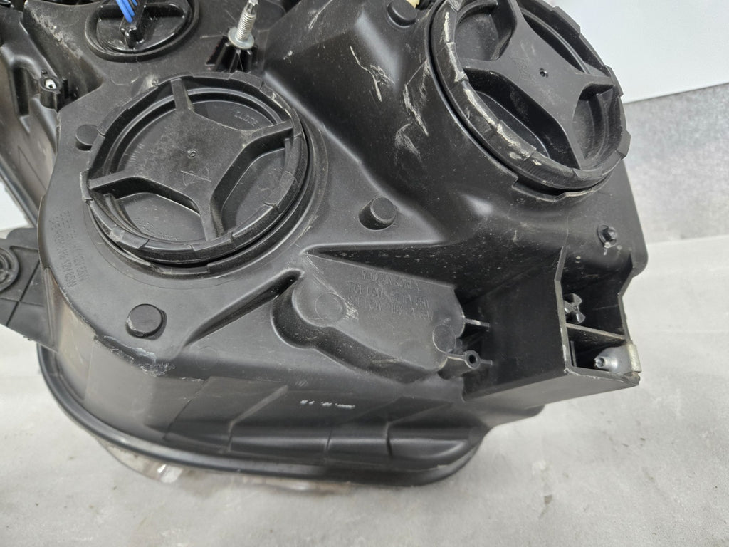 2021-2023 Chevrolet Trailblazer Front Right RH Headlight Assembly OEM 42778368