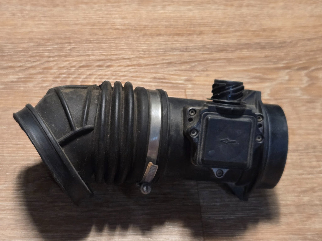 1996 - 1999 BMW E36 E39 M52 Engine Mass Air Flow Meter MAF Sensor 1703275 OEM