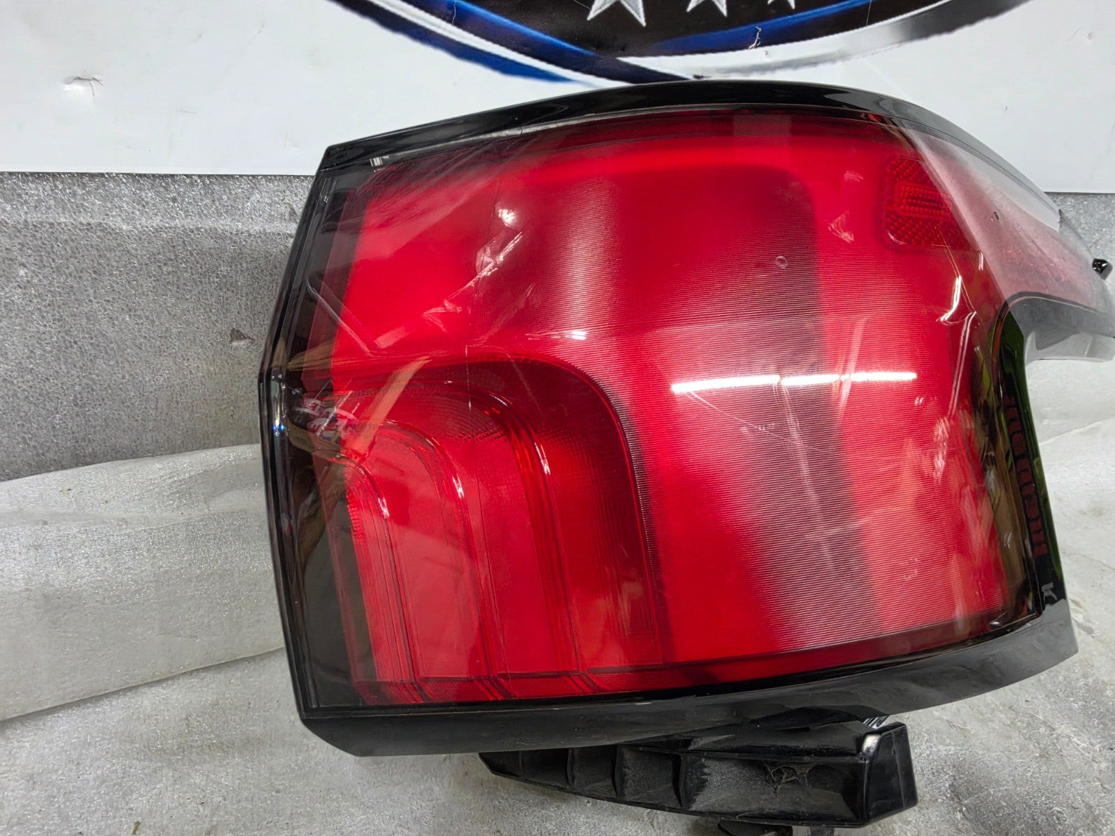 2023 2024 2025 TOYOTA SEQUOIA RH RIGHT PASSENGER QUARTER PANEL TAIL LIGHT OEM