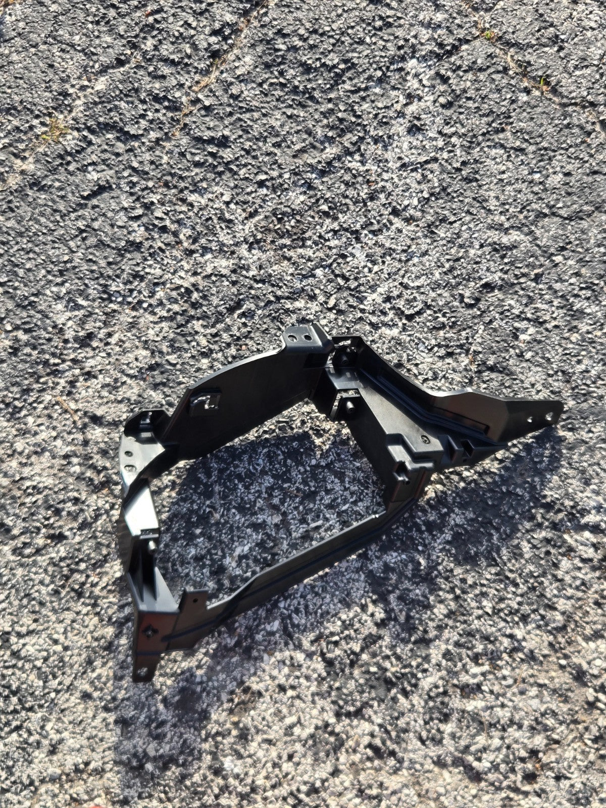 2019-2026 BMW X5 X6 G05 G06 REAR BUMPER LEFT LH TAILPIPE EXTENSION BRACKET OEM