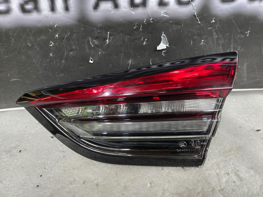 2021-2023 Maserati Levante Right RH Passenger Interior Tail Light 670154540 OEM