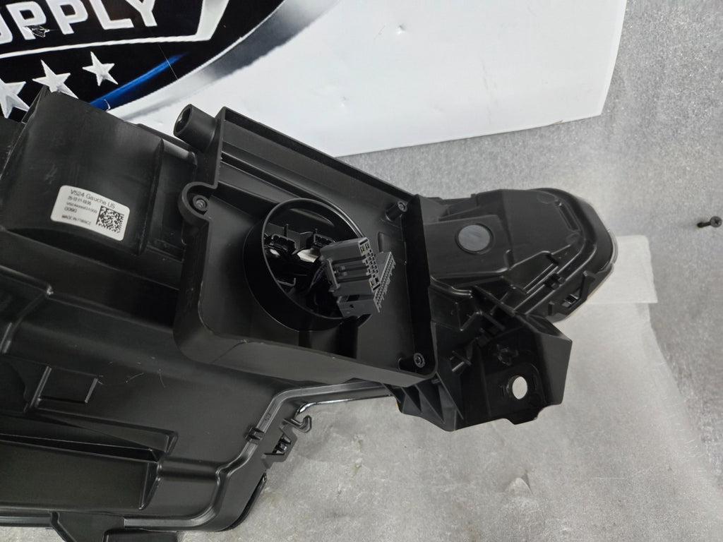 2025-2026 Volvo XC90 FULL LED Headlight 32365977 LEFT LH Drivers Side OEM
