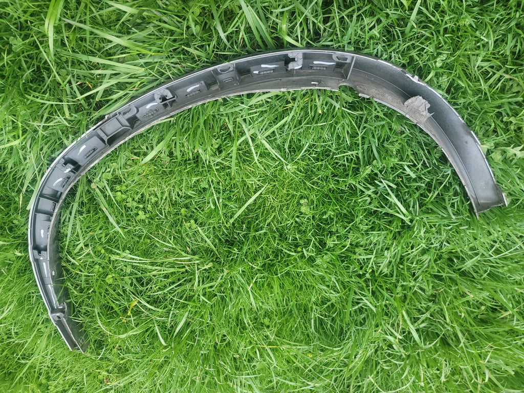 2014-2018 BMW X5 F15 M Pack WHEEL FENDER FLARE ARCH MOLDING RIGHT REAR OEM