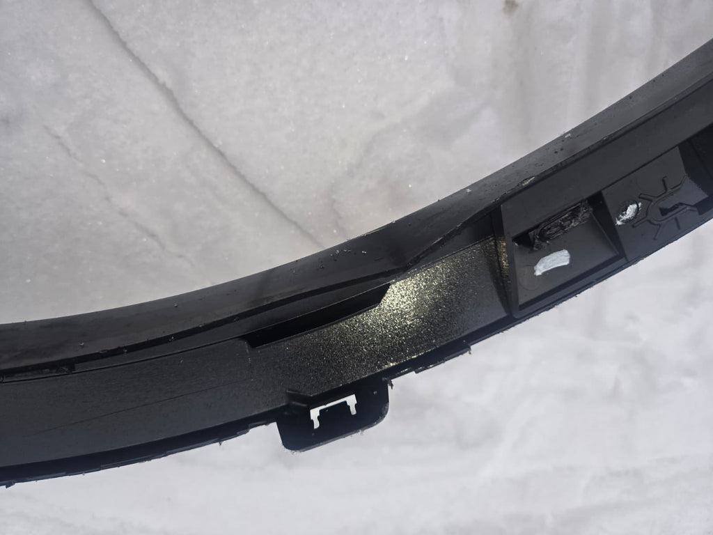 BMW G05 X5 M Sport Front Right RH Passenger Wheel Arch Flare Molding OEM 867721