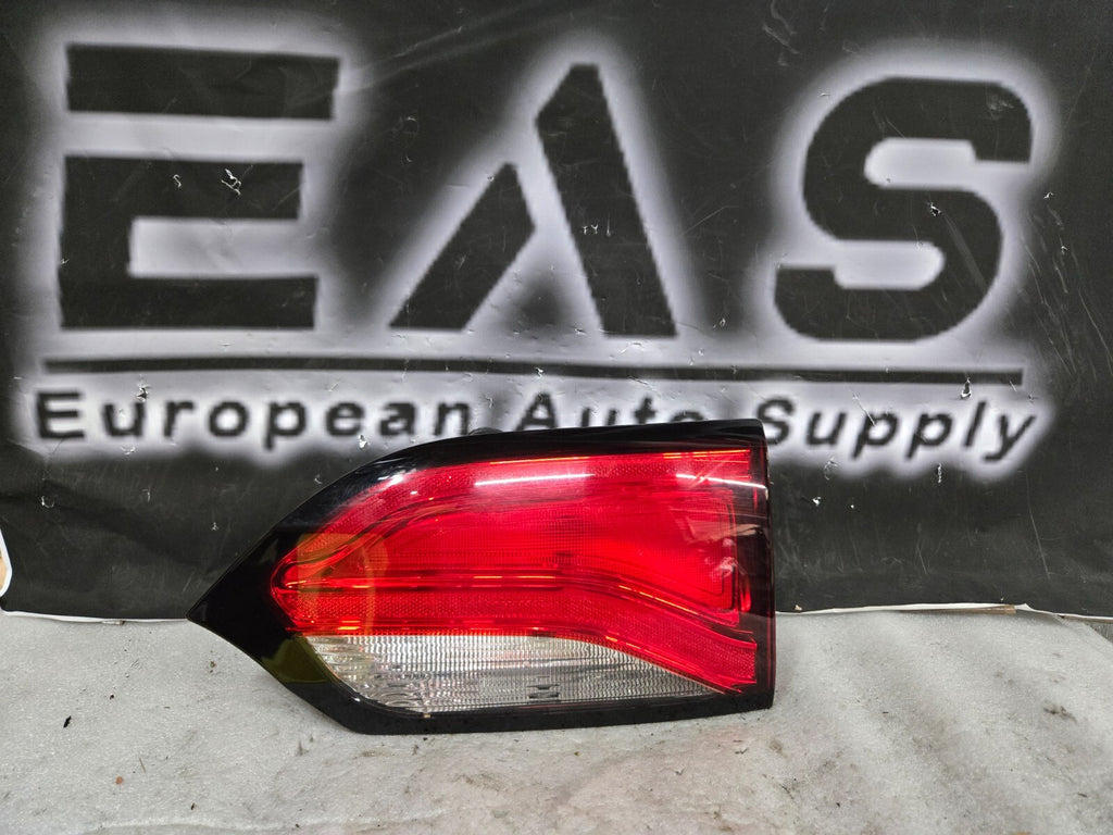 2017-2024 Chrysler Pacifica RH Right Rear Inner Taillight OEM P68228952AE