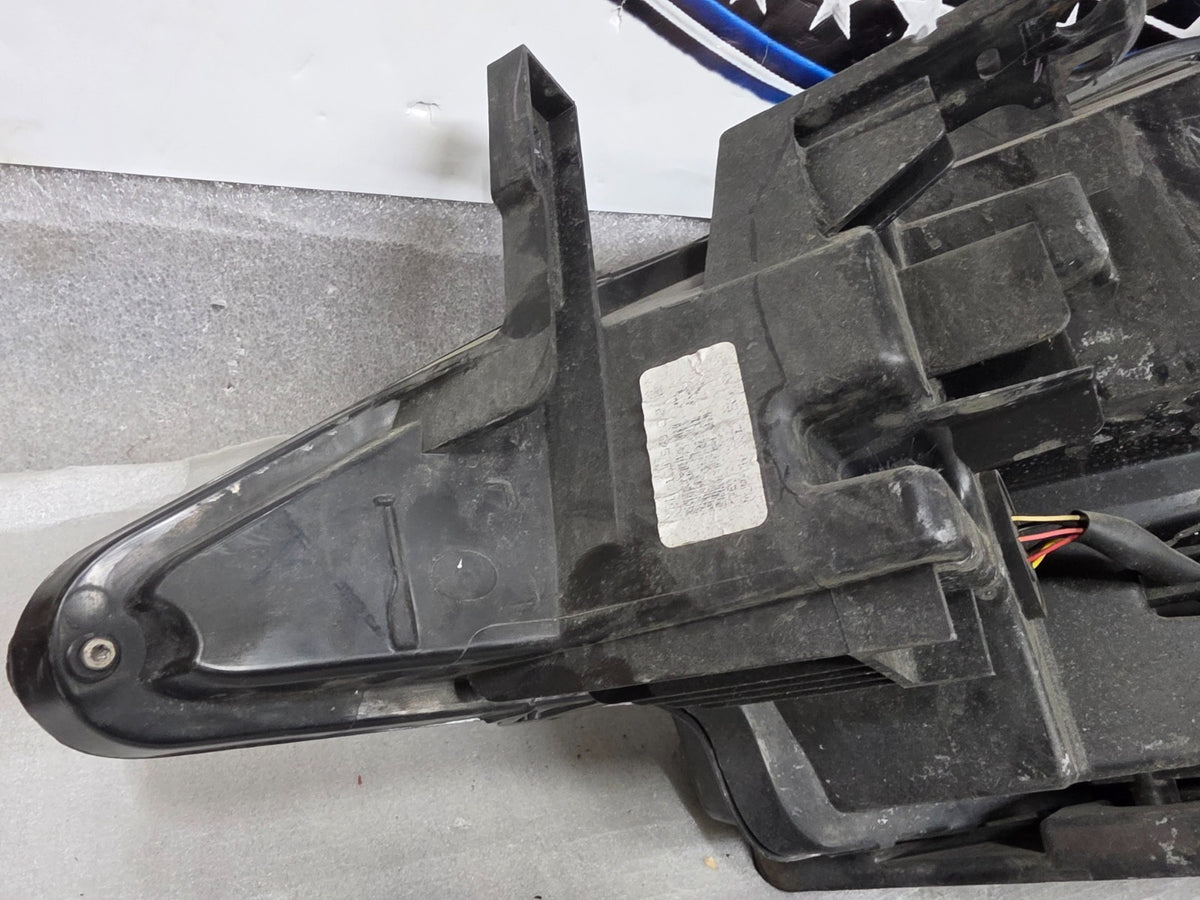 2019 2020 2021 Nissan Murano LED Headlight RH Right Passenger OEM 26010-9UF0D