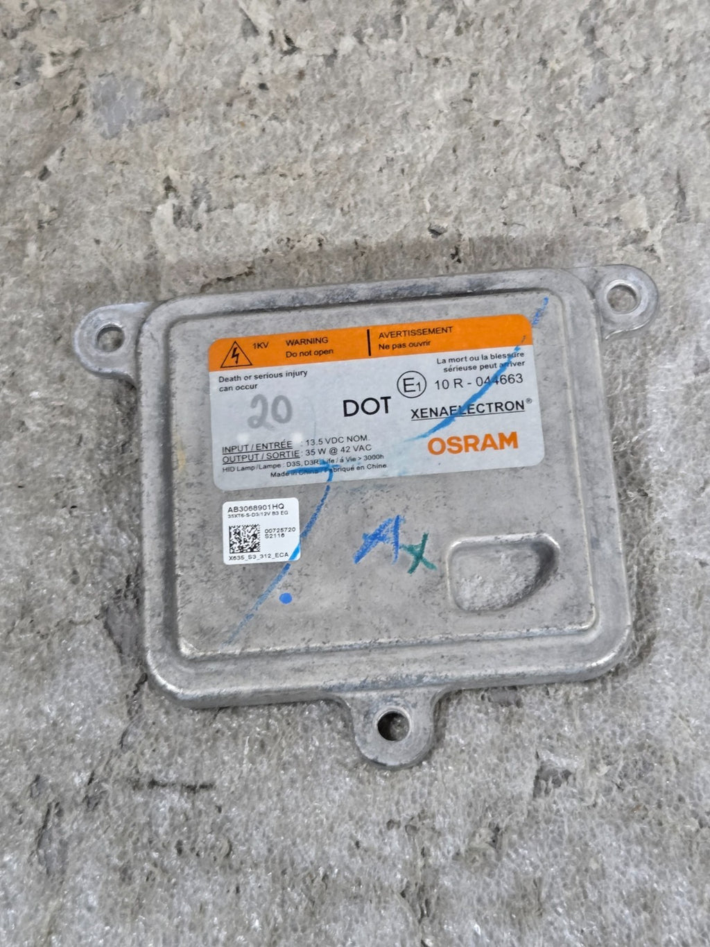 Osram HID Xenon Headlight Ballast Module Unit OEM 10R-044663 Chevy Traverse