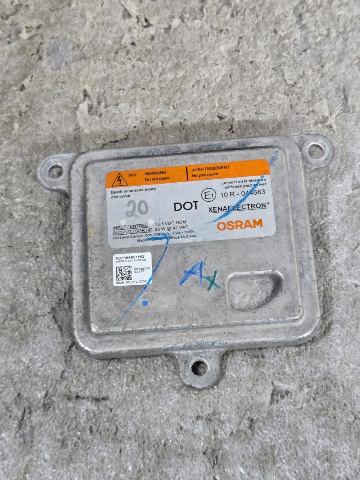 Osram HID Xenon Headlight Ballast Module Unit OEM 10R-044663 Chevy Traverse