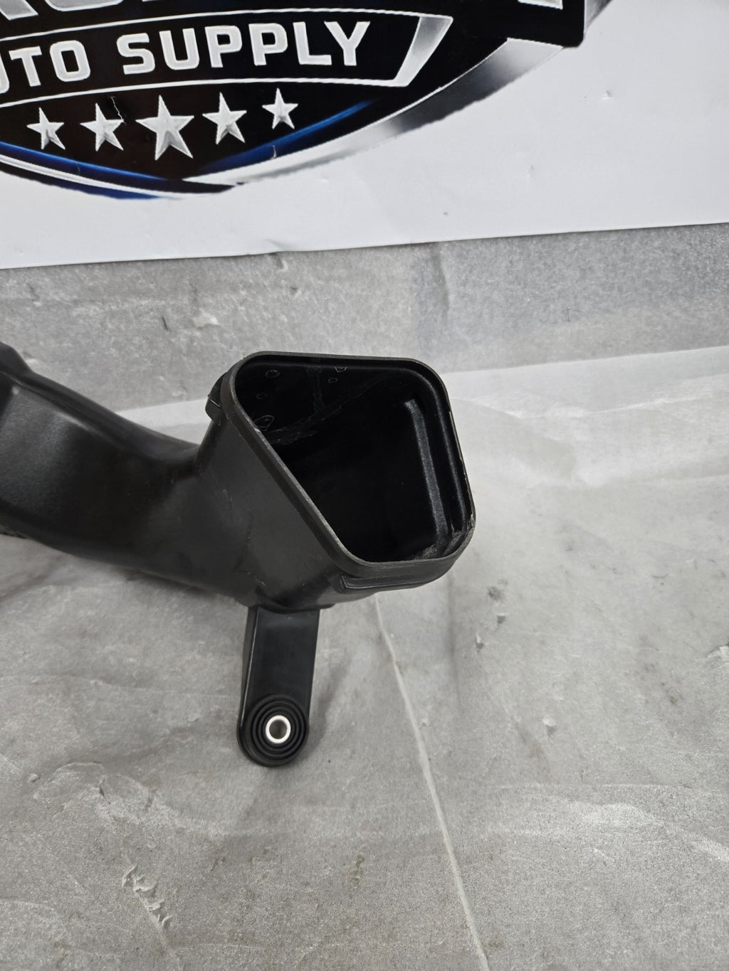 2017 - 2022 Lamborghini Huracan Right RH Air Intake Pipe 4S0129520E OEM