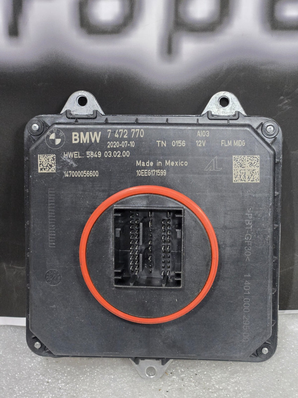 2018 - 2021 BMW X3 G01 FRONT LEFT HEADLIGHT BALLAST CONTROL MODULE OEM 7472770
