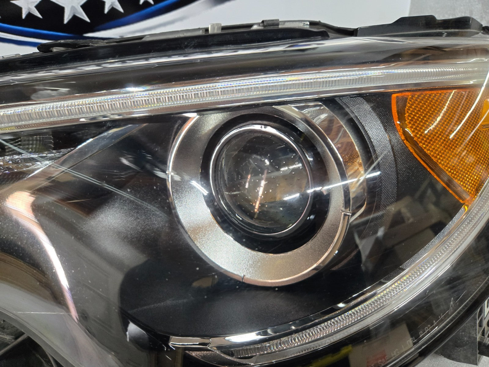 2017-2023 Alfa Romeo Stelvio Front Driver/LH Xenon HID Headlight OEM 50563963