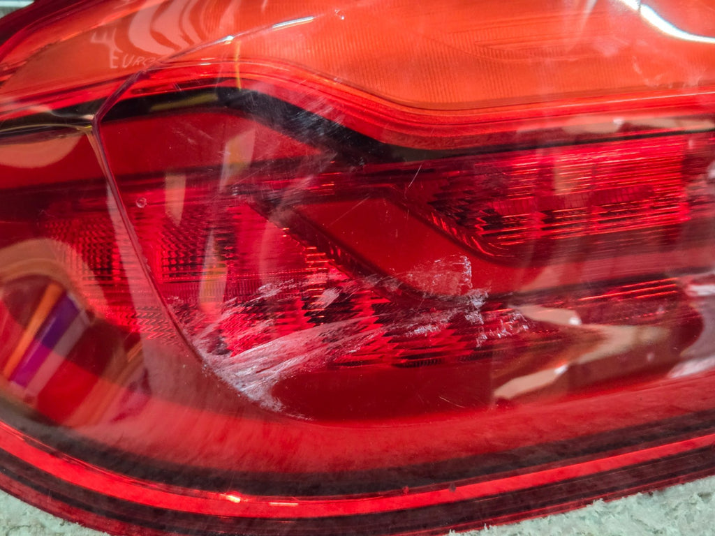 2017-2020 BMW M550i 540i 530i G30 REAR LEFT SIDE OUTER TAILLIGHT LIGHT LAMP OEM