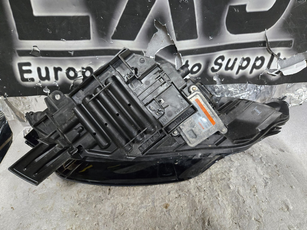 2015-2019 LAND ROVER DISCOVERY SPORT RIGHT RH XENON HID HEADLIGHT ASSEMBLY OEM