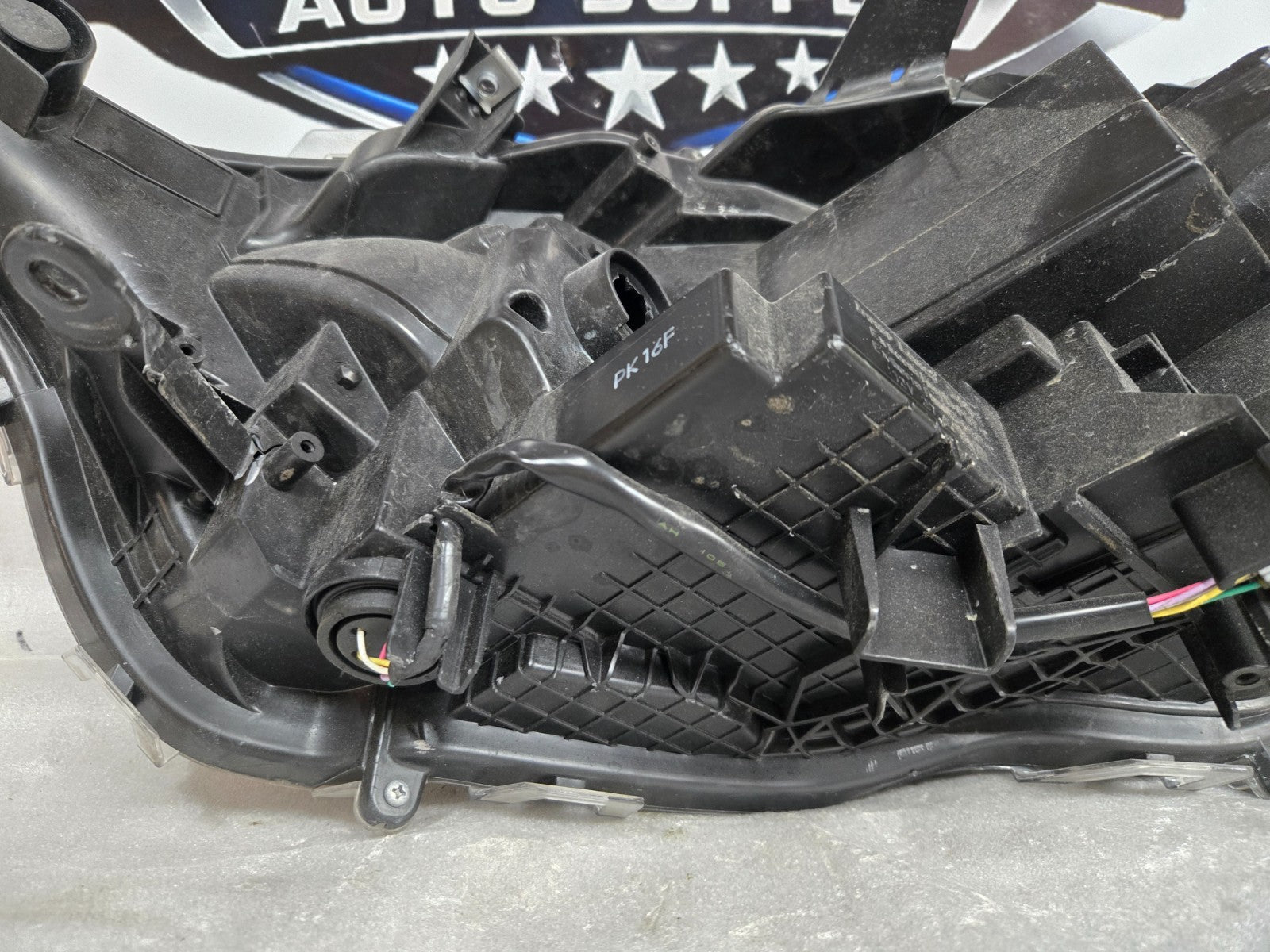2022-2024 TOYOTA RAV4 XLE RIGHT RH PASSENGER HEADLIGHT LED OEM 811100R35000