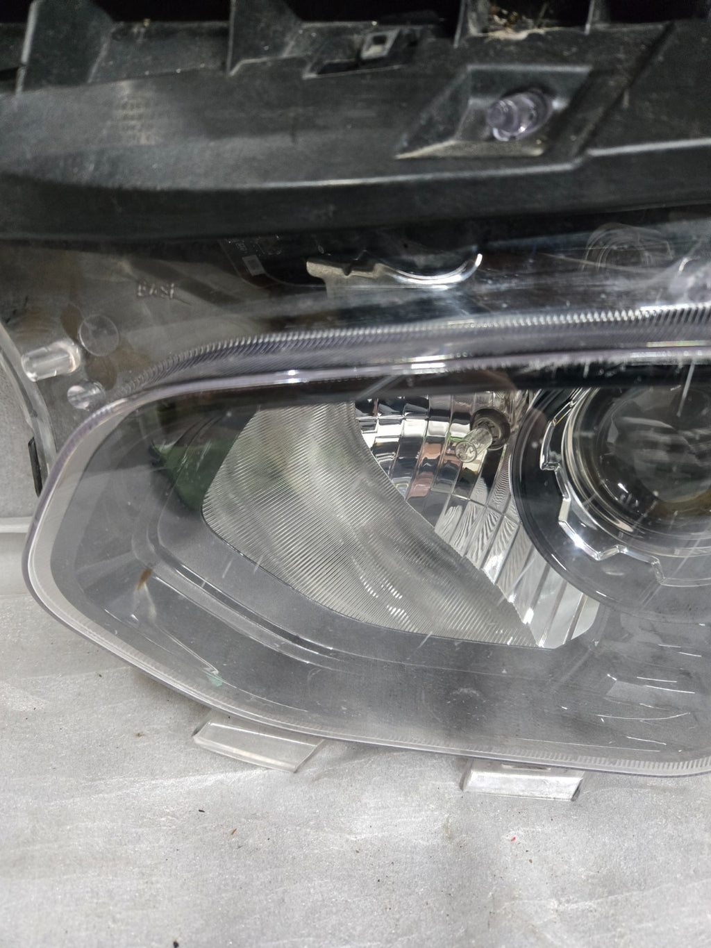2021 - 2023 Chevrolet Trailblazer Left Halogen/LED Headlight 42827953 OEM