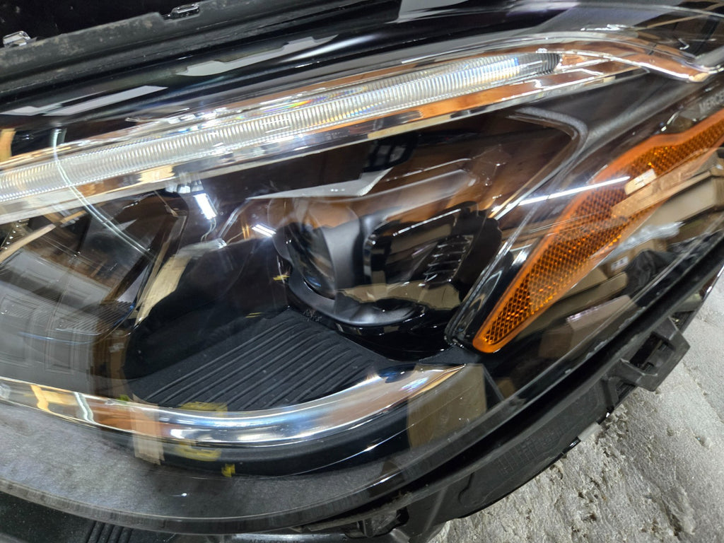 2024 2025 Mercedes-Benz CLE300 CLE450 LED Headlight Left LH Driver Side OEM
