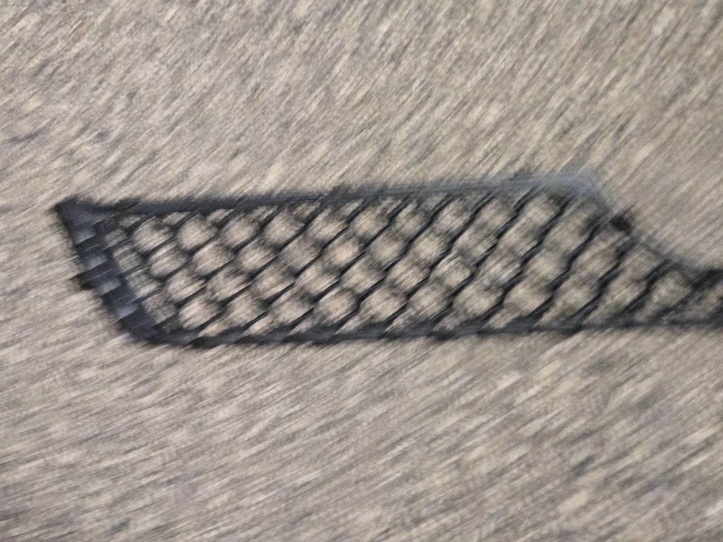 2020-2026 Mercedes-Benz GLE Protective Grille A1678883301 OEM RH