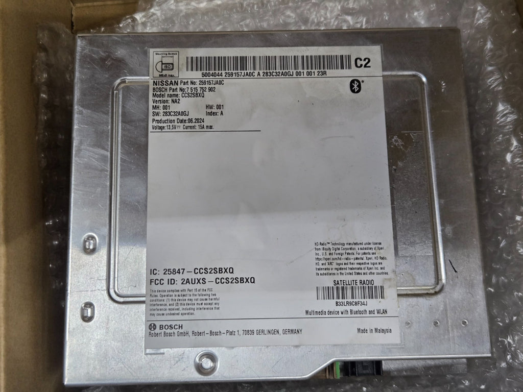 Genuine Nissan Control Assembly - 25915-7JA1B OEM
