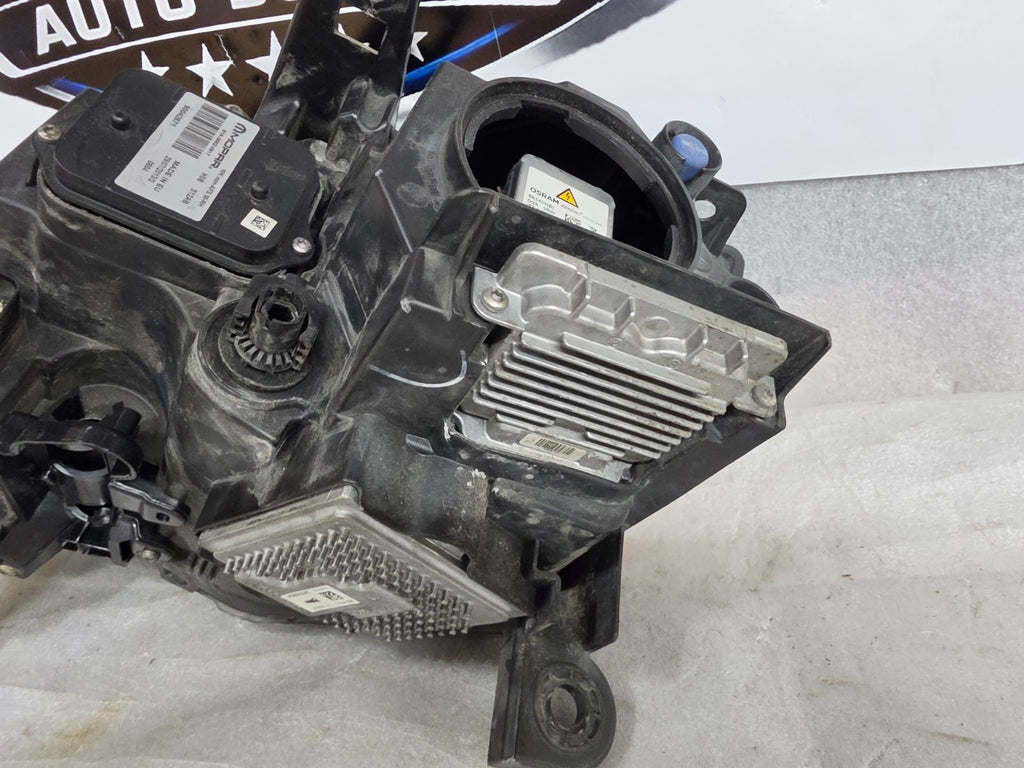2014-2015 Jeep Grand Cherokee Passenger Xenon Headlight Non-AFS OEM 68111000AC