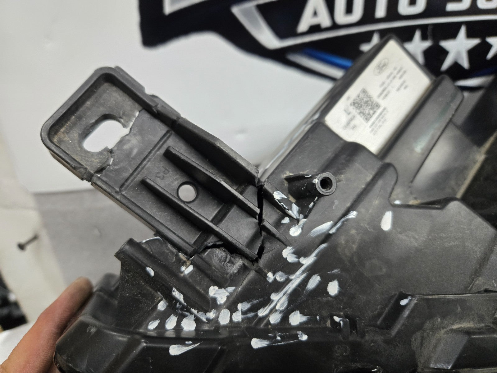 2023-2025 Ford Escape Reflector LED Headlight Left LH Driver PJ6B-13E015-BC OEM