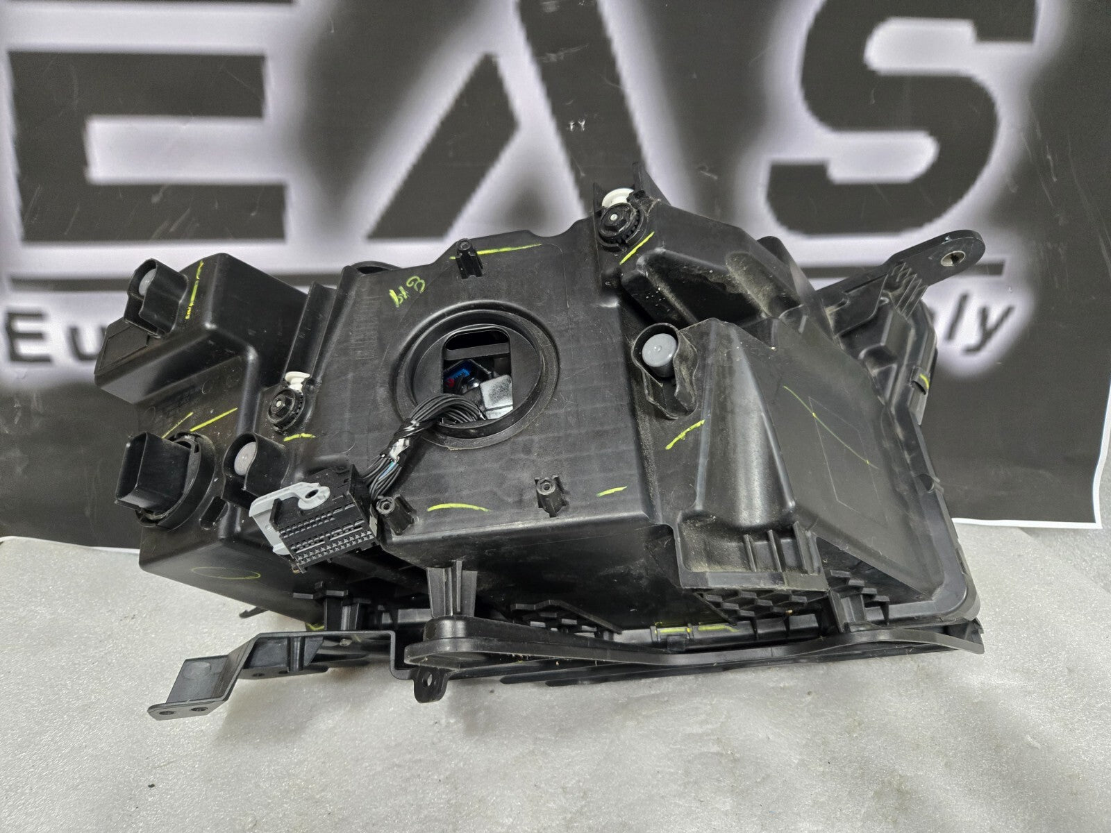 2021-2023 Jeep Grand Cherokee Left LH Driver Side Headlight LED OEM 68376975AE