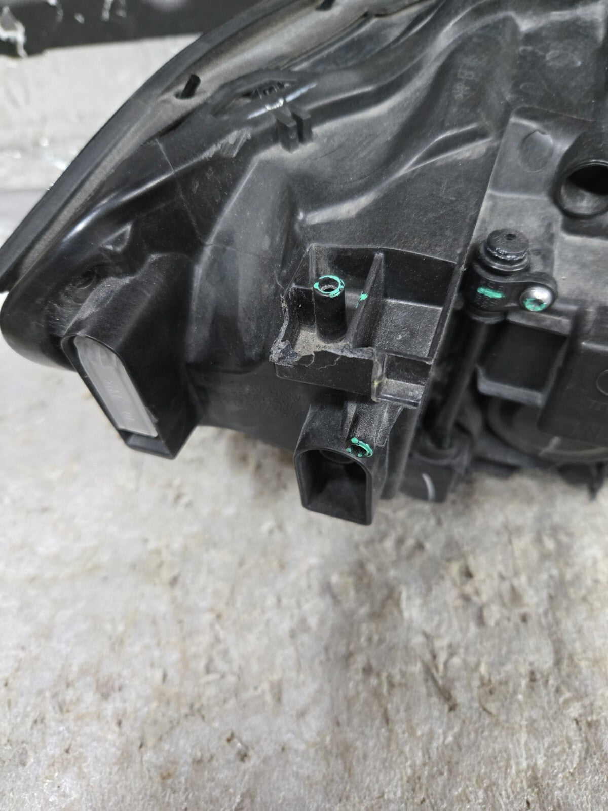 2019 2020 2021 2022 Volkswagen Jetta Left Drivers LED Headlight OEM 17A941035E