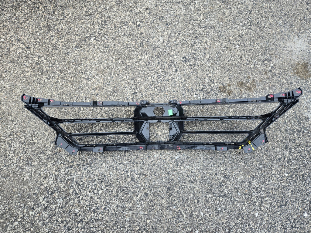 LAMBORGHINI URUS PERFORMANTE 4ML807639D FRONT CENTRE GRILL GRILLE COVER BUMPER