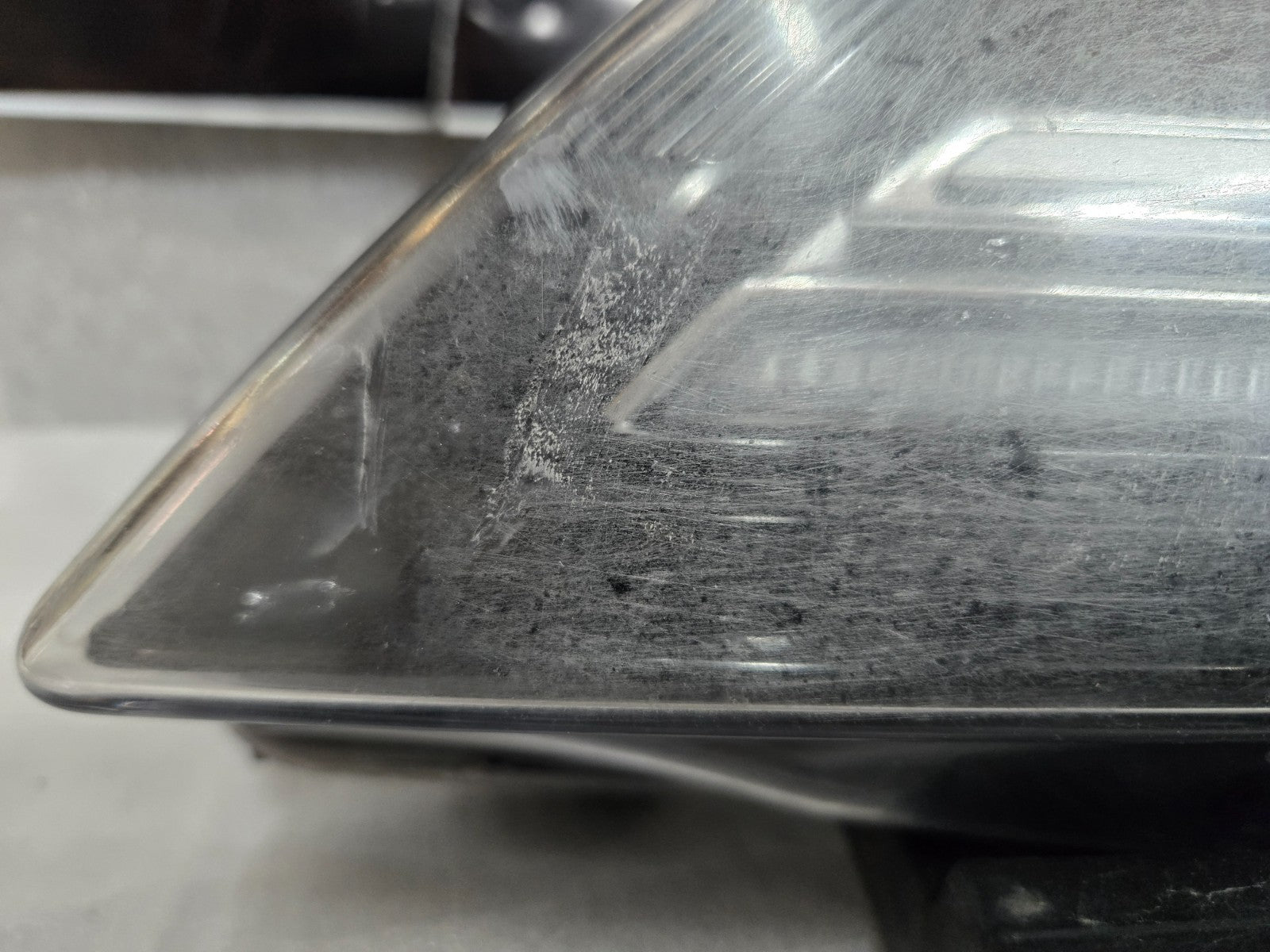 2015-2019 Lincoln MKC Left LH Driver Side Xenon HID Headlight OEM