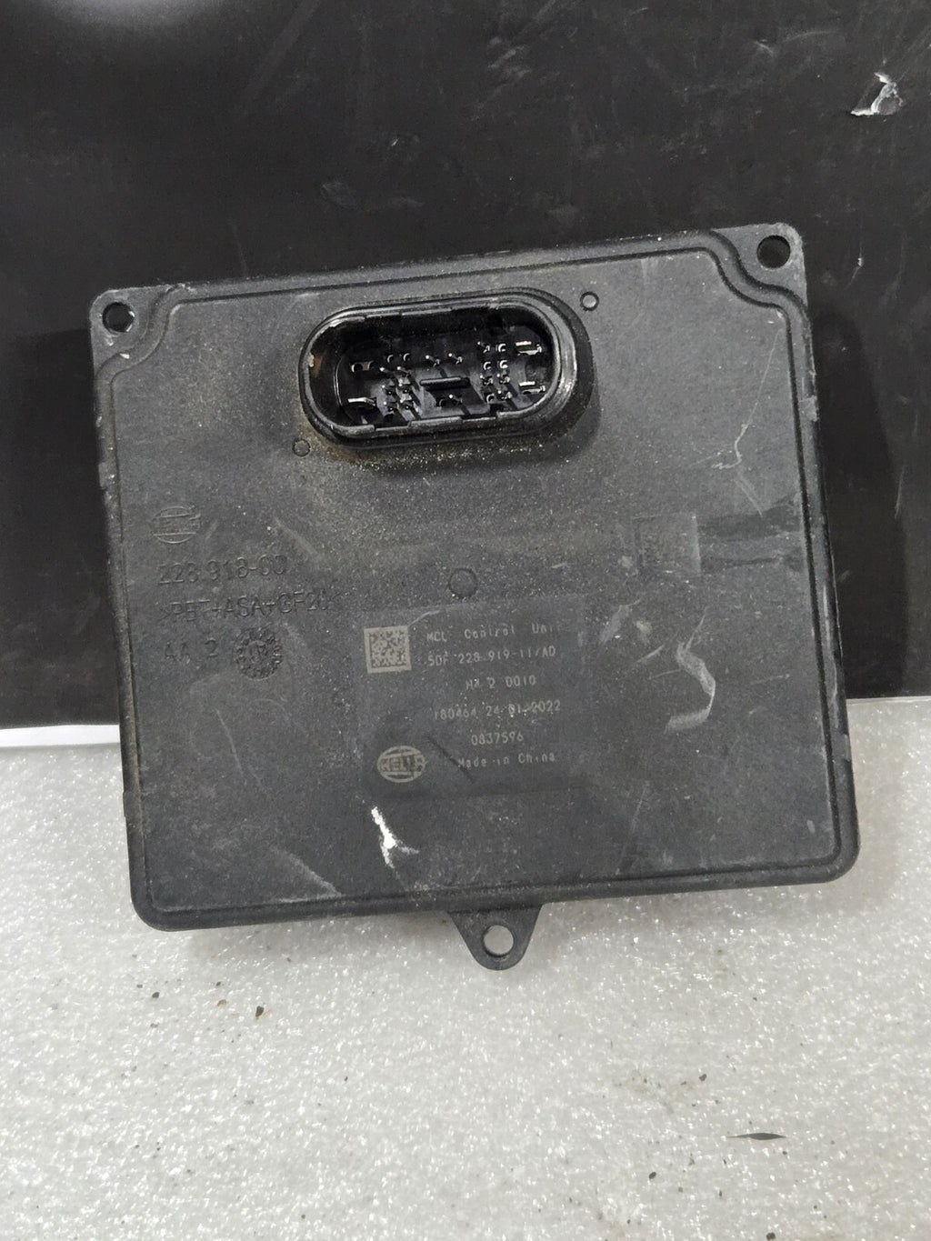 2022-23 Chevy Equinox LH LED Headlight Lamp Ballast Control Module 5DF228919 OEM