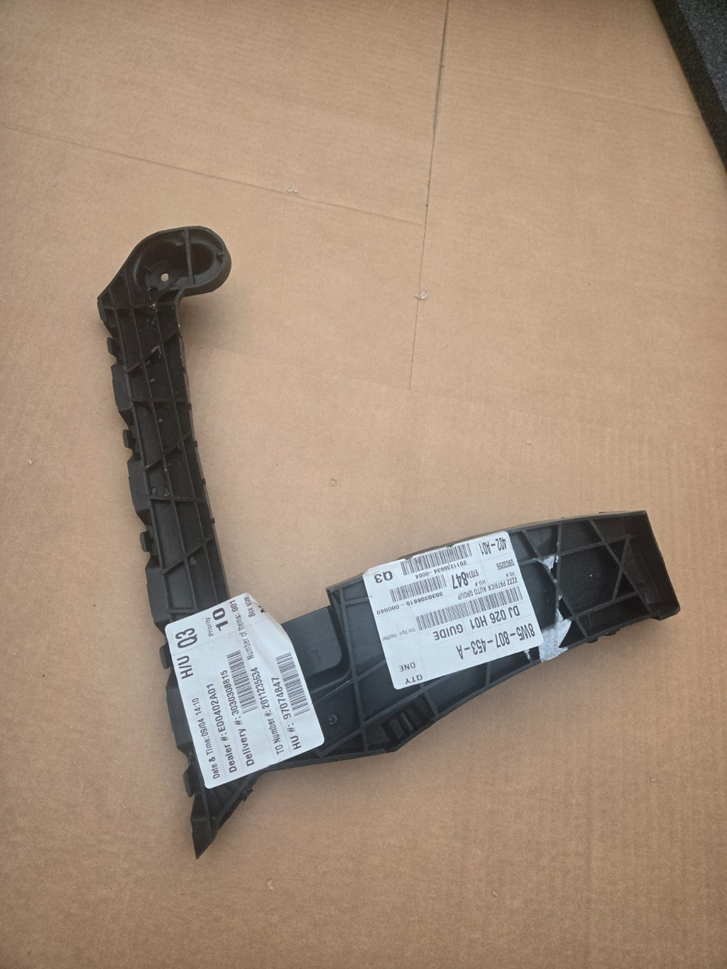 2017 - 2024 AUDI A4 Rear Left LH Bumper Guide Mounting Bracket OEM 8W5807453
