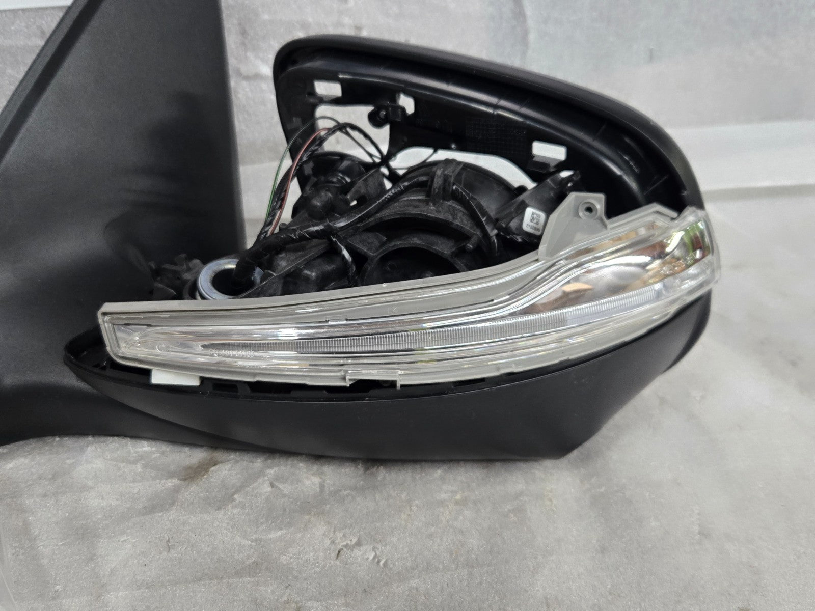 2020-2025 MERCEDES-BENZ W167 GLE LEFT LH DOOR MIRROR SHELL COVER OEM A1678107104
