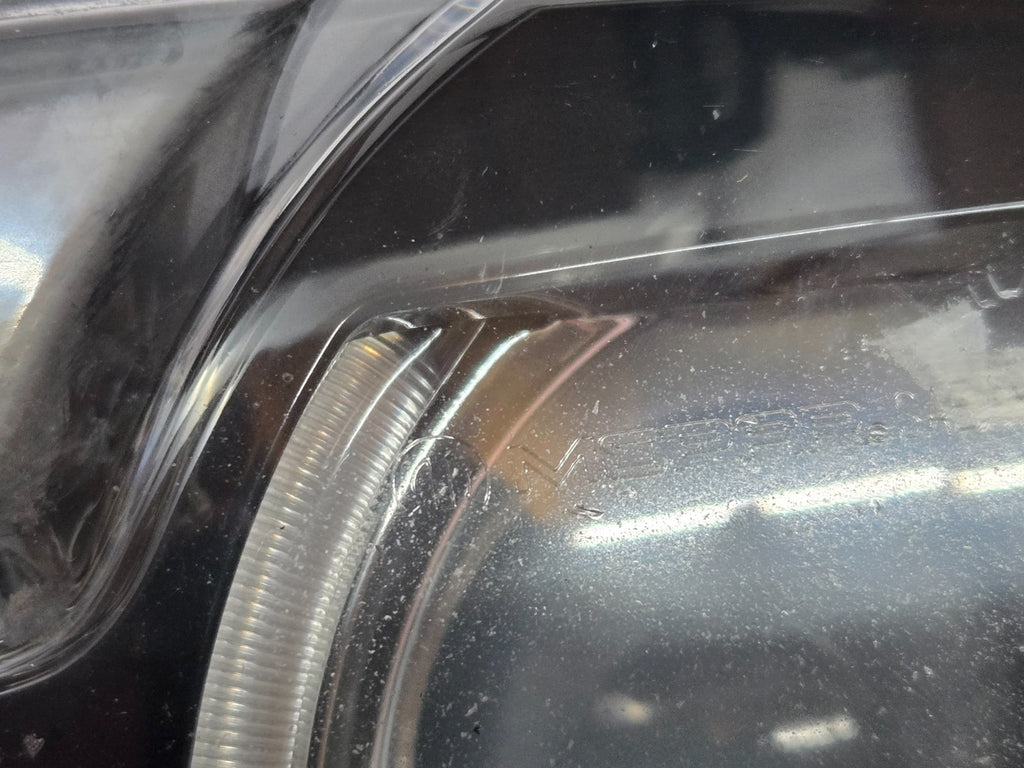 2015 - 2023 DODGE CHALLENGER FRONT LEFT LH HEADLIGHT HALOGEN LAMP OEM 68174065AF