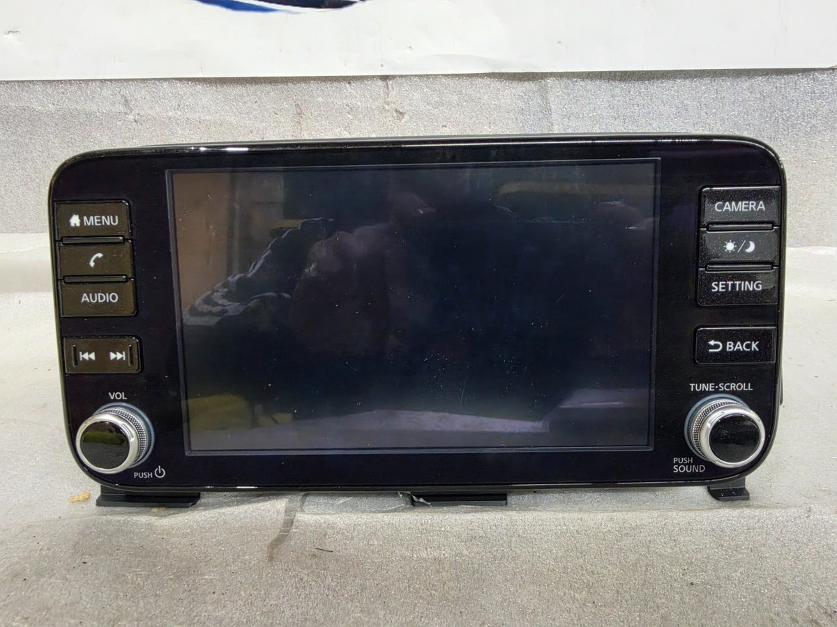 2020 - 2024 Nissan Kicks Versa OEM Touch Screen Multi Media Bluetooth Car Play