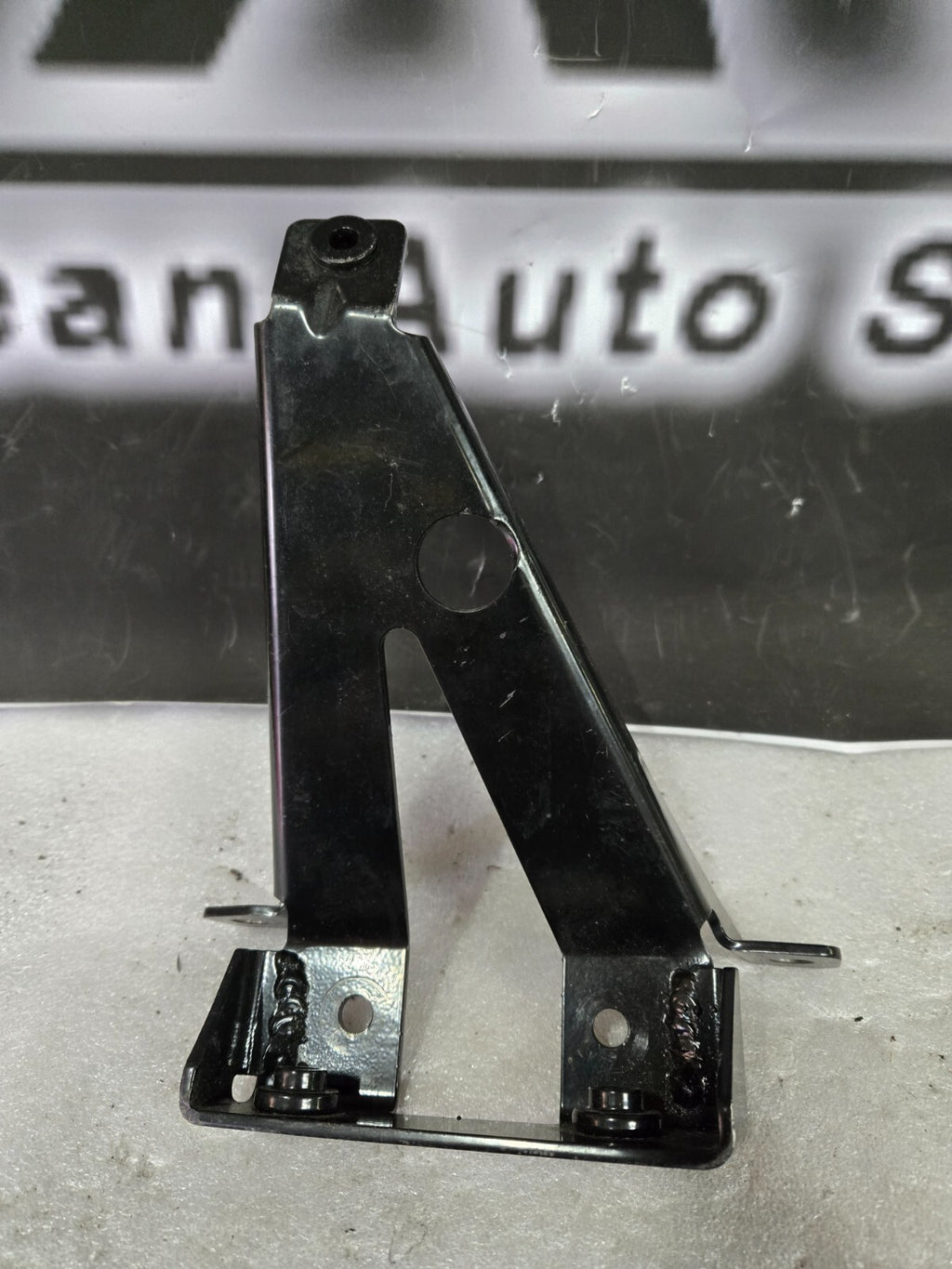 2019-2021 Lamborghini Aventador LP770 Front Left Fender Bracket 470823663A OEM
