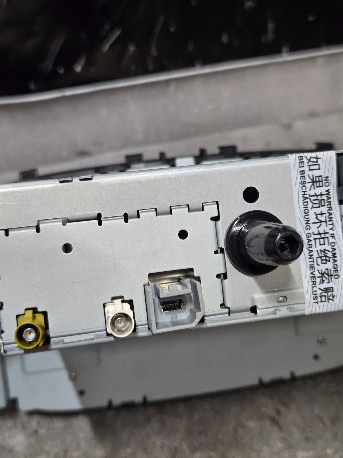 Genuine Mopar Radio Multi Media 2016-2018 Fiat OEM 6RT61LXHAA 0735672360