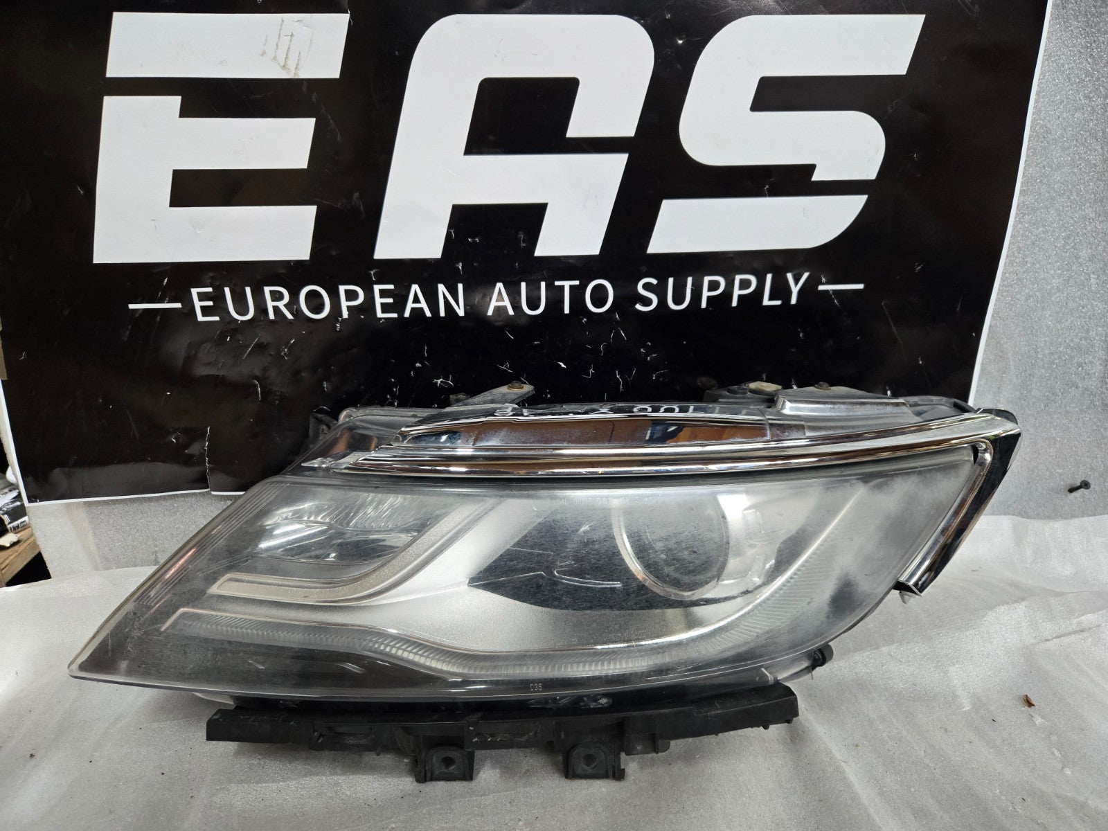 2015-2019 Lincoln MKC Left LH Driver Side Xenon HID Headlight OEM