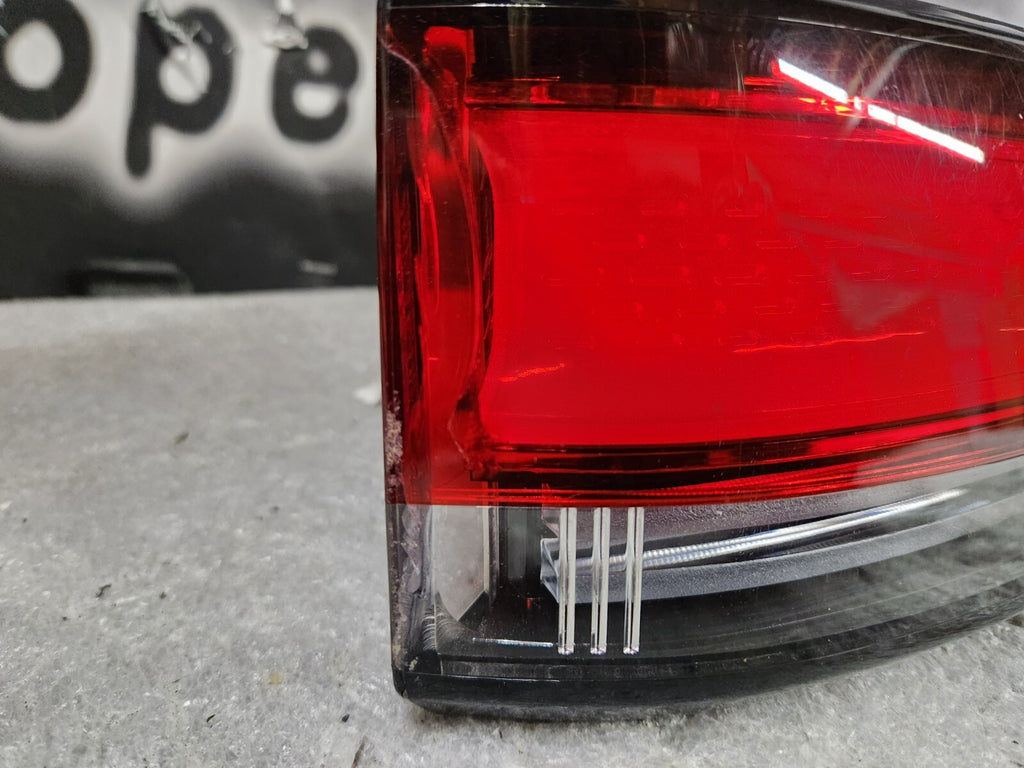 2022 Rivian R1T Right Rear Passenger Side RH Taillight Tail Lamp Light OEM