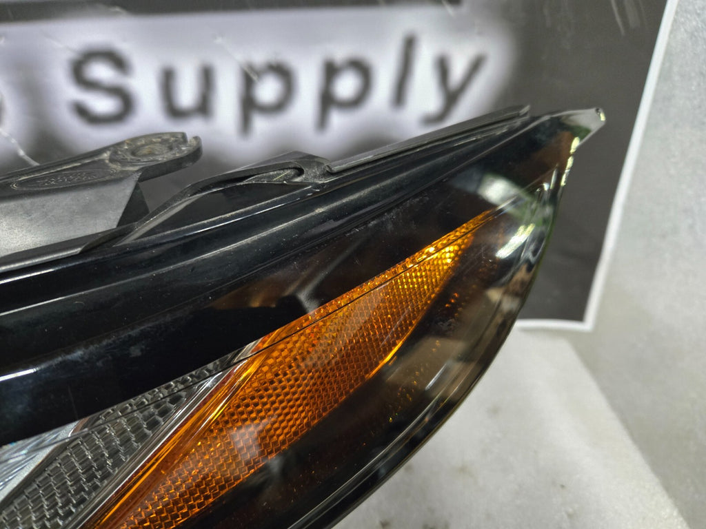 2016-2019 RANGE ROVER EVOQUE LEFT LH DRIVER SIDE HEADLIGHT HID XENON OEM L 
