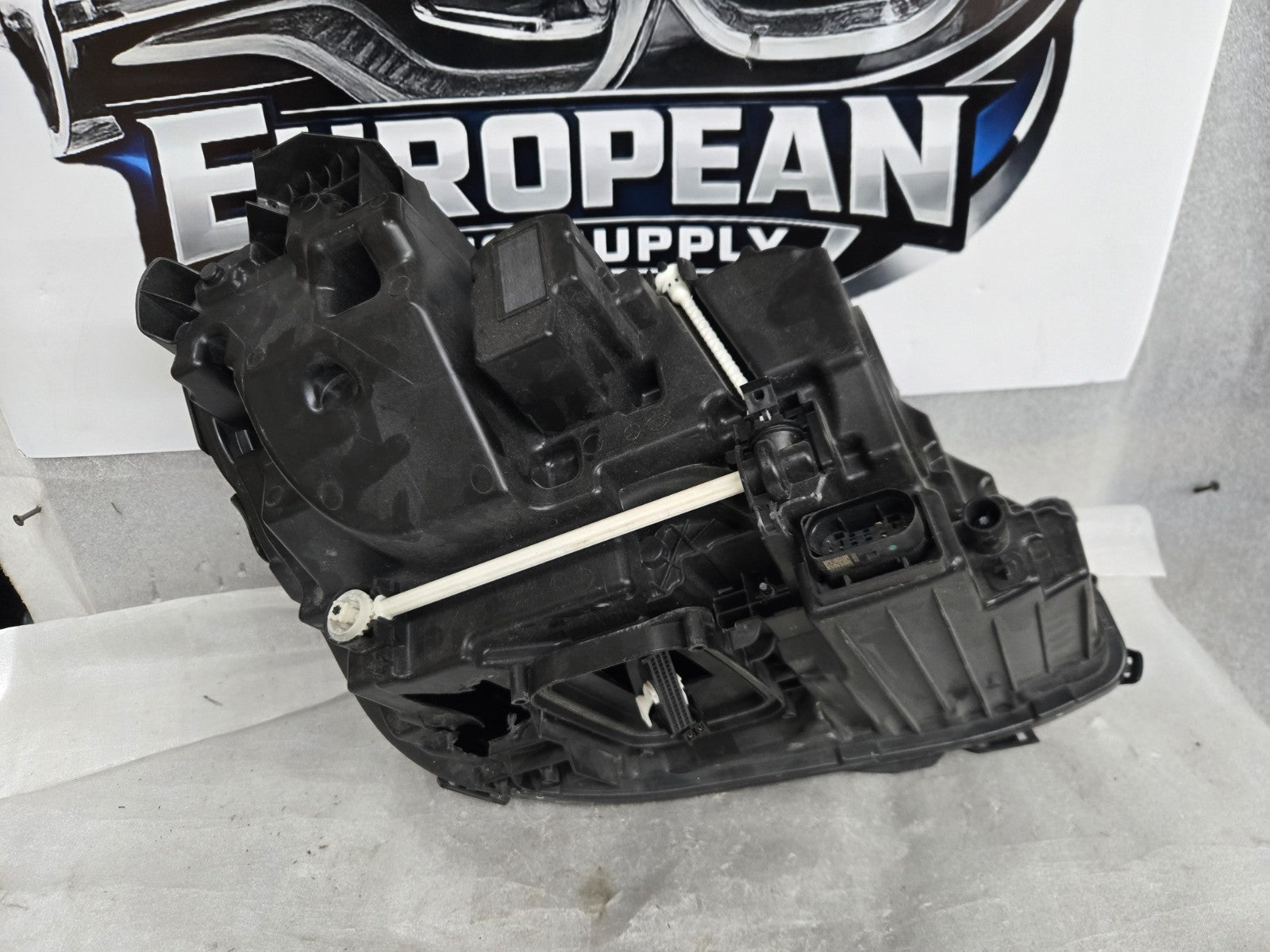 2017-2020 Mercedes E300 E-Class Left LED Headlight W203 OEM A2139069108
