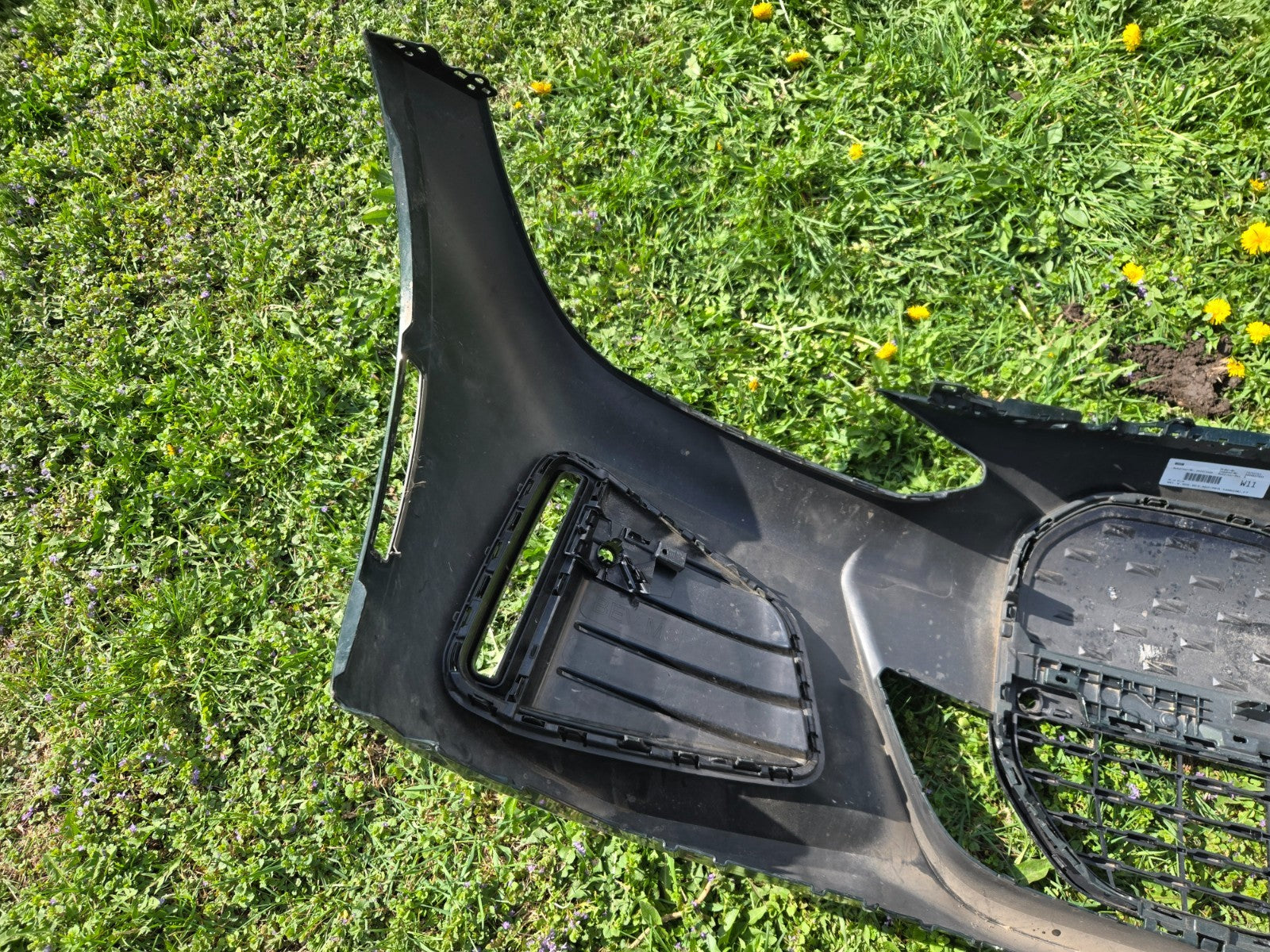 2022-2024 BMW i4 G26 FRONT BUMPER COVER W/GRILL OEM 70733751