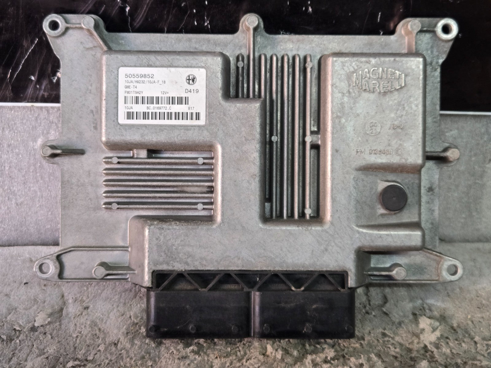 2018 2019 Alfa Romeo Stelvio OEM ECM Engine Control Module 50559852