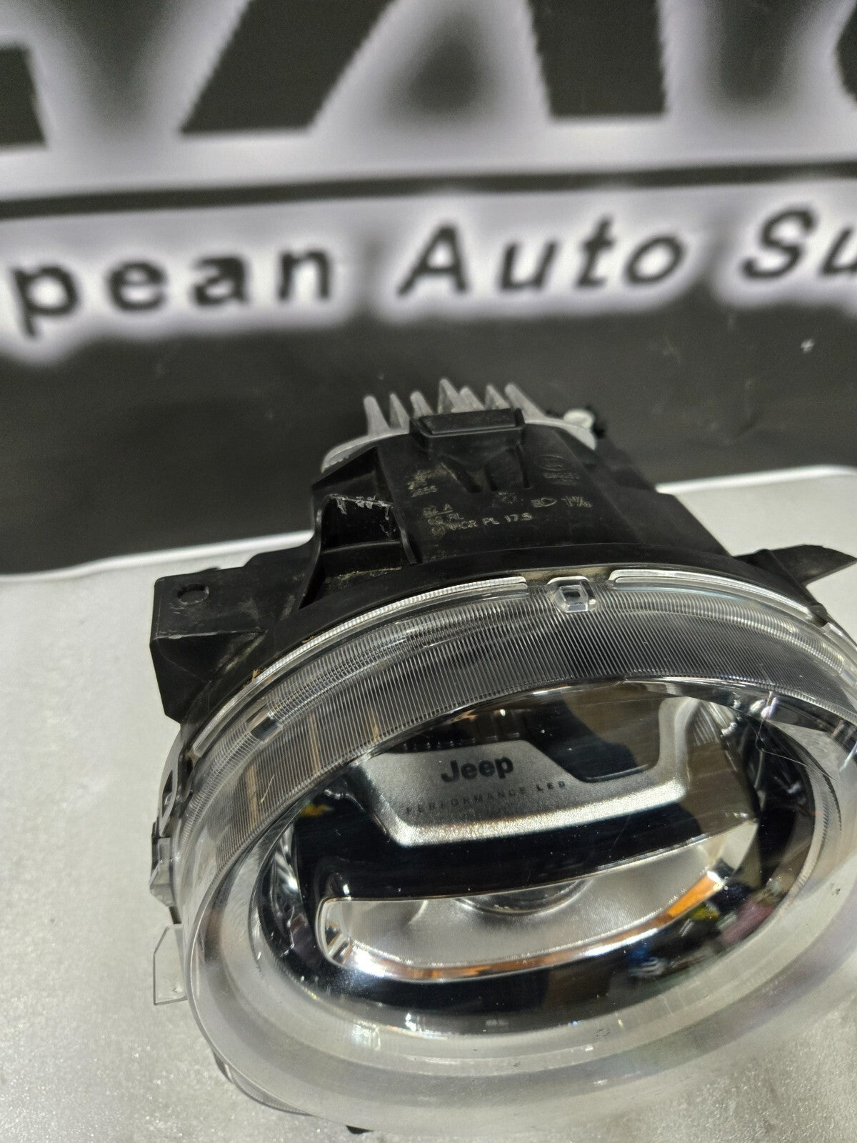 2018-2023 Jeep Wrangler Gladiator Right RH Passenger Side Full LED Headlight OEM