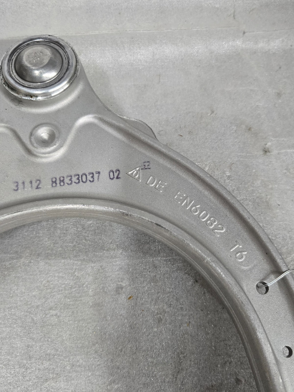 2024-2025 BMW I5 G60 FRONT LEFT RIGHT SUSPENSION UPPER CONTROL ARM 3112 8833037