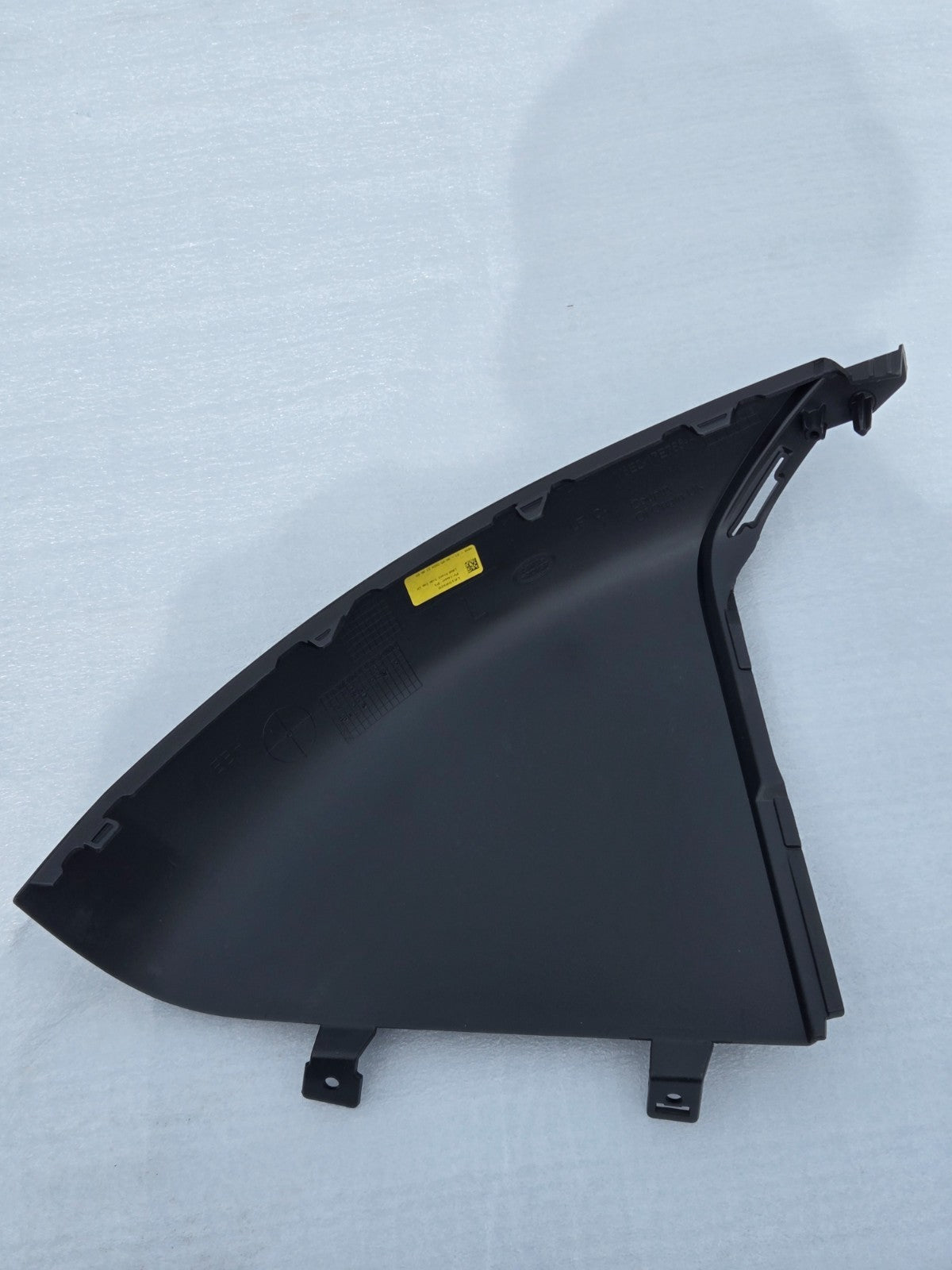 Genuine 2022-2023 Land Rover Range Rover Front Left Lower Deflector OEM LR159928