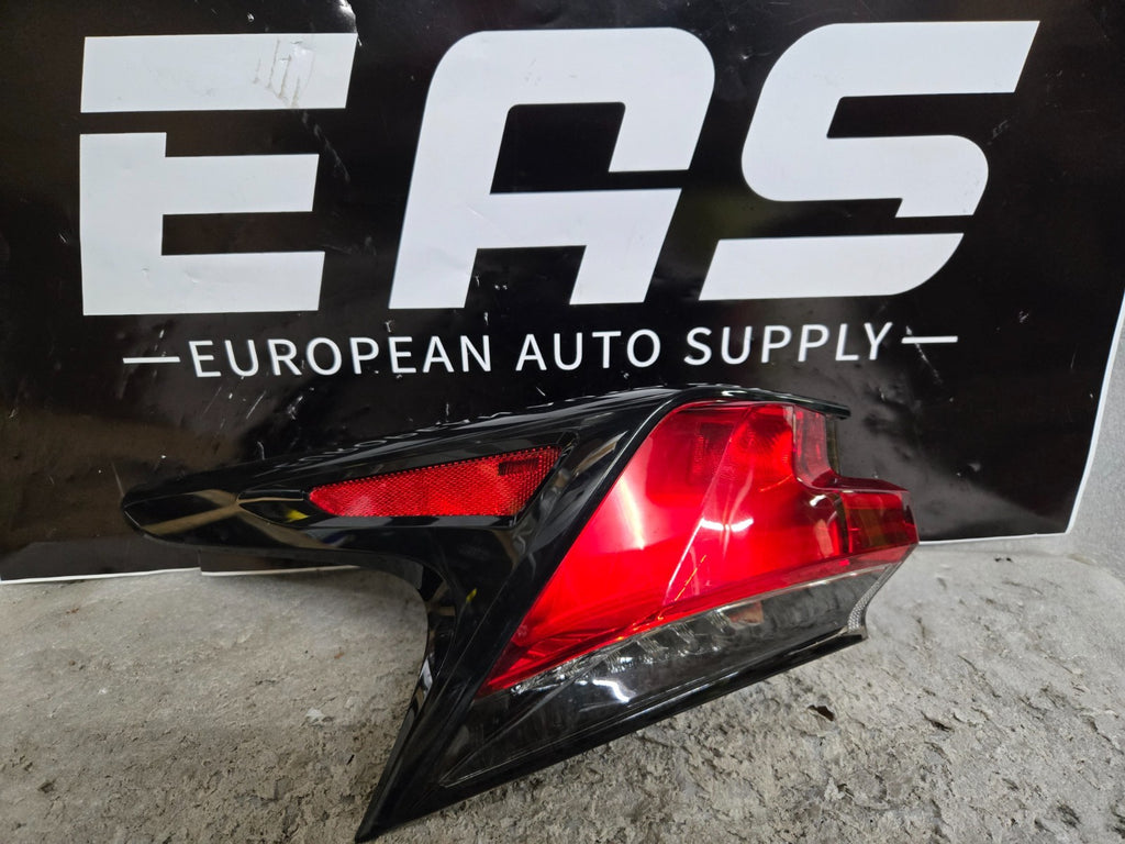 2015-2017 Lexus NX200t NX300h Left LH Driver Side Outer Halogen Tail Light OEM