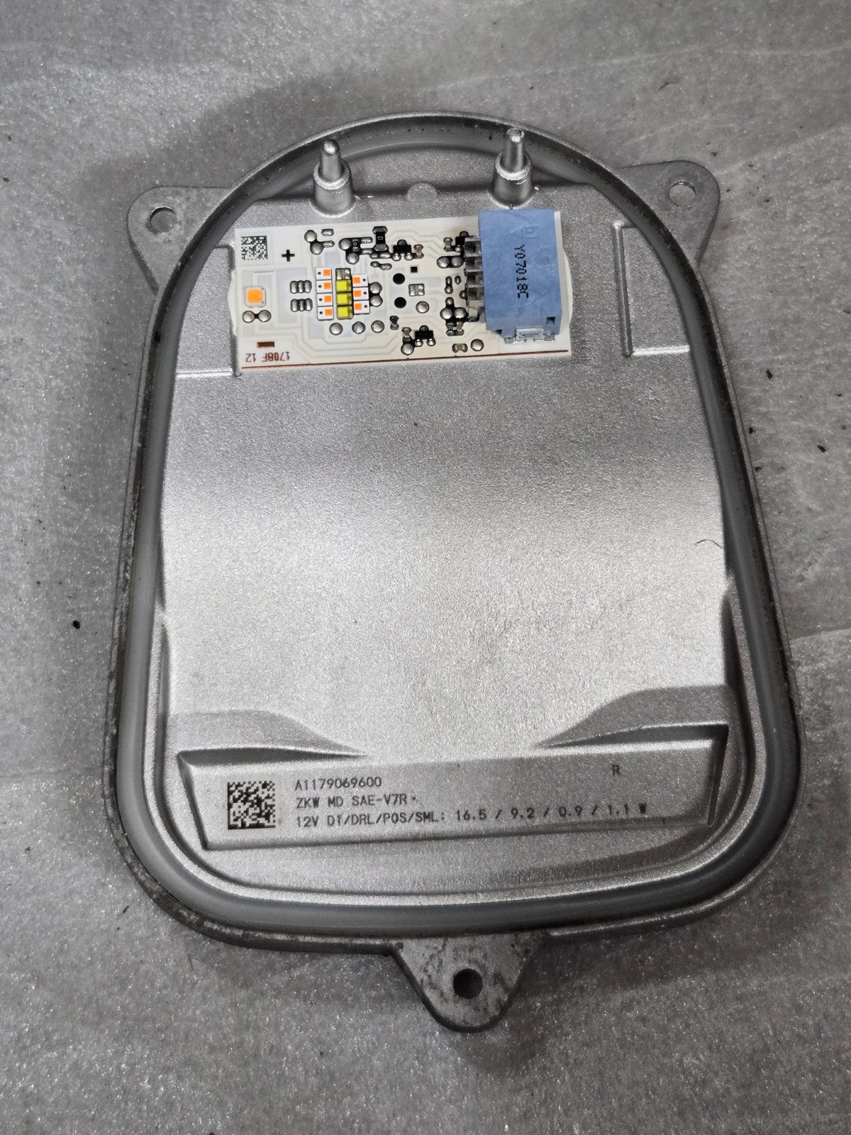 Mercedes CLA GLC DRL Module Daytime Running Light LED Unit Right A1179069600 OEM