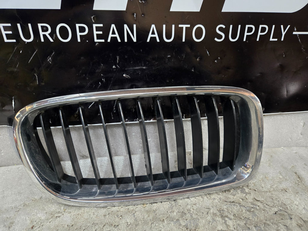 2012 - 2015 BMW 3 Series Front Kidney Grille Left + Right Side 5113-7255411 OEM