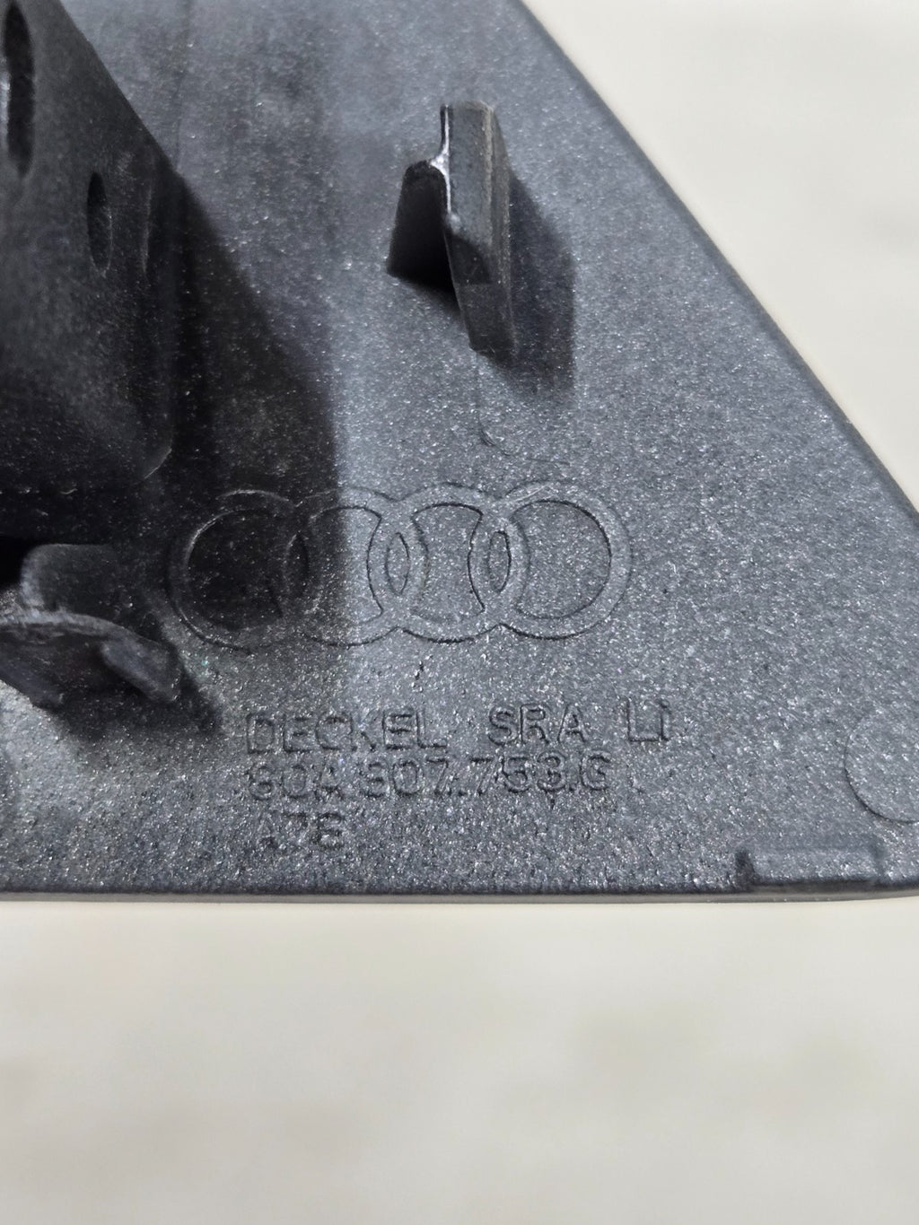 2021 2022 2023 Audi Q5 Front Left Headlight Washer Cover Cap 80A807753G OEM